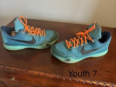 Nike Kobe 8 Youth Size 7 Blue/Orange Mesh Low Top Lace Up Basketball Sneaker