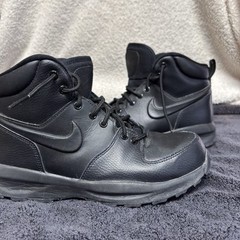 Nike Manoa’17 Size 5.5y Leather Boots Triple Black (HF0750 001) Hiking Camping