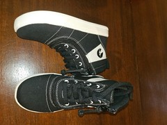 BILLY High Top Sneaker’s Big Kid’s 12M Short Wrap Black White Zip Shoe