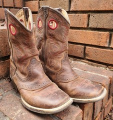 Ariat*10014101 Kids’Roughstock Western Boots🤠Brown●Wide Square Toe●8″Upper●Sz.2
