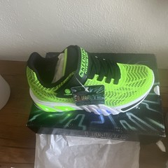 SKECHERS Flex-Glow Elite Lights LED Sneaker Kids 2 Green Black 400137L/LMBK