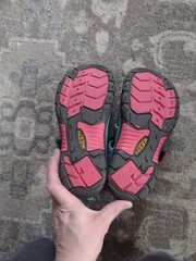 Keen Sandals Newport H2 Closed Toe Sandals Size Youth 4 EU 36 Blue Pink