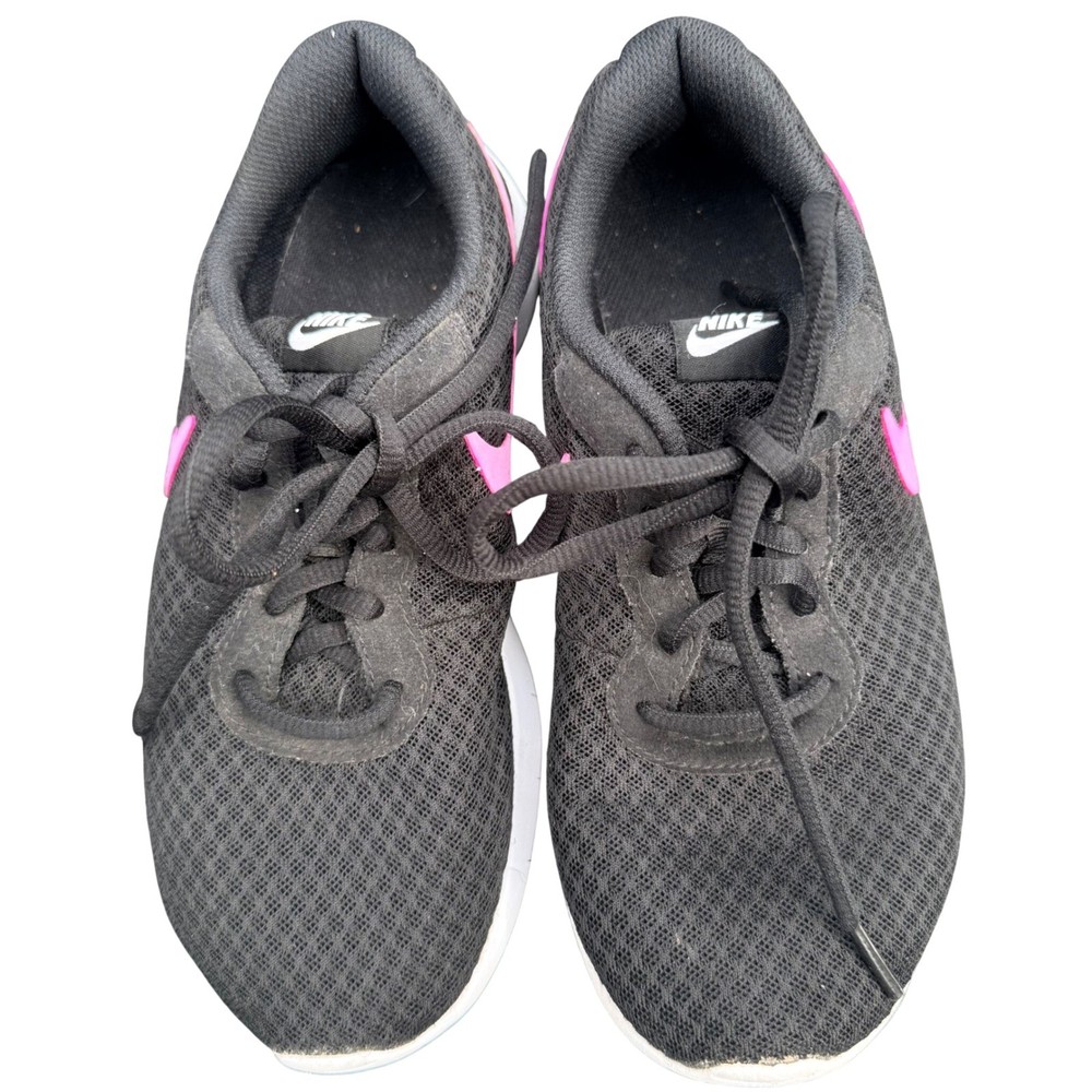 Nike Tanjun GS Black Hyper Pink Mesh Running Shoes 818381-011 Youth Size 4Y EUC