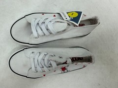 Peanuts Snoopy Sneakers Kids White Red Canvas Lace-Up Comfort – 1 Big Kid
