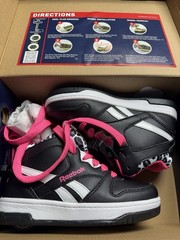 Reebok + HEELYS Youth Kids Mid Top Wheel Size 13c Black Pink New In Box