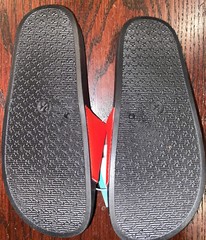 Disney Mickey Mouse Red Slides Sandal Flip Flops Youth L 2/3 NWT