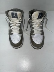 Nike Air Jordan 1 Mid Size 7Y (item 156)