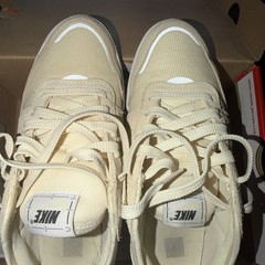 Nike City Youth Size 5