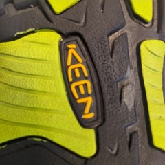Keen Newport H2 Water Hiking Boat Shoes Kids, Sz 2 Black/Green
