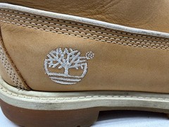 TIMBERLAND #19921 Genuine Leather White on Wheat Premium Classic Boots Size 3.5Y