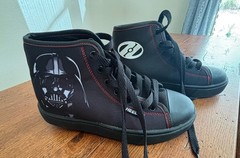 Heelys Hustle Star Wars Darth Vader Youth Size 4 Wheel High Top Sneakers