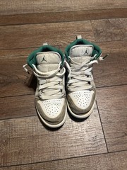 SIZE 2 Y – Jordan Air Jordan High Top Green Gray White DC8249-103