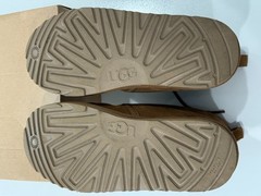 UGG Neumel II (2) Chestnut Ankle Boot Kids Size 6