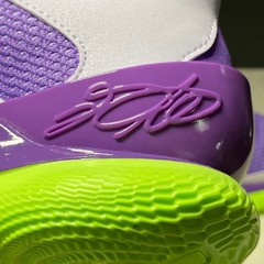 Under Armour Curry Fox 1 Basketball Beam 3028803-535 Purple Green New Youth 7Y