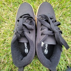 Heelys Pro 20 Black and Beige Youth Skate Shoes Size 3Y (HE101468)