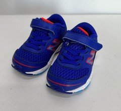 New Balance Kids‘ 680 V6 Hook and Loop Running Shoe