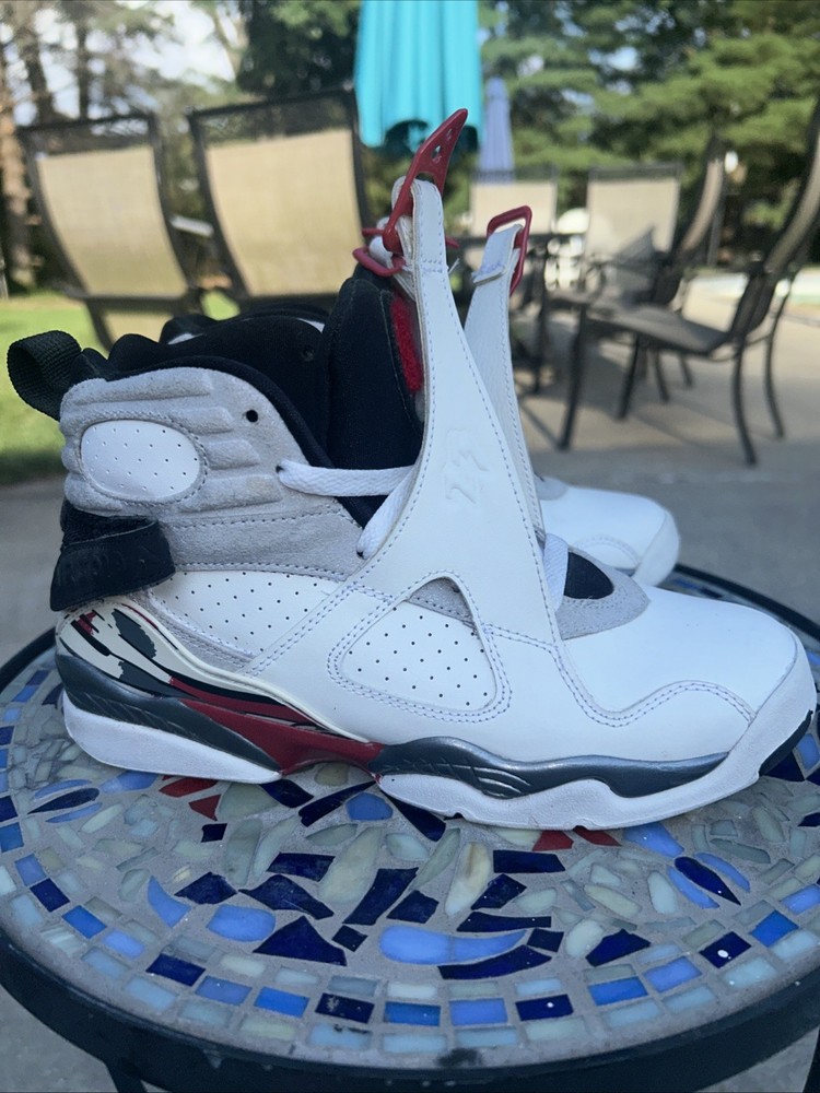 Jordan Retro 8 Size 5.5y Kids Bugs Bunny – Released 2013