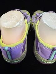 MERRELL Hydro Waterproof Sandals Close Toe Big Kids Size 5 M Purple Hiking Shoes