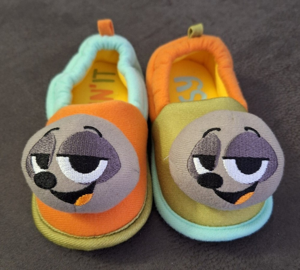 DISNEY ZOOMANIA – FLASH SLOTMORE – SLIPPERS SIZE 23/24 – DISNEY STORE – RARE