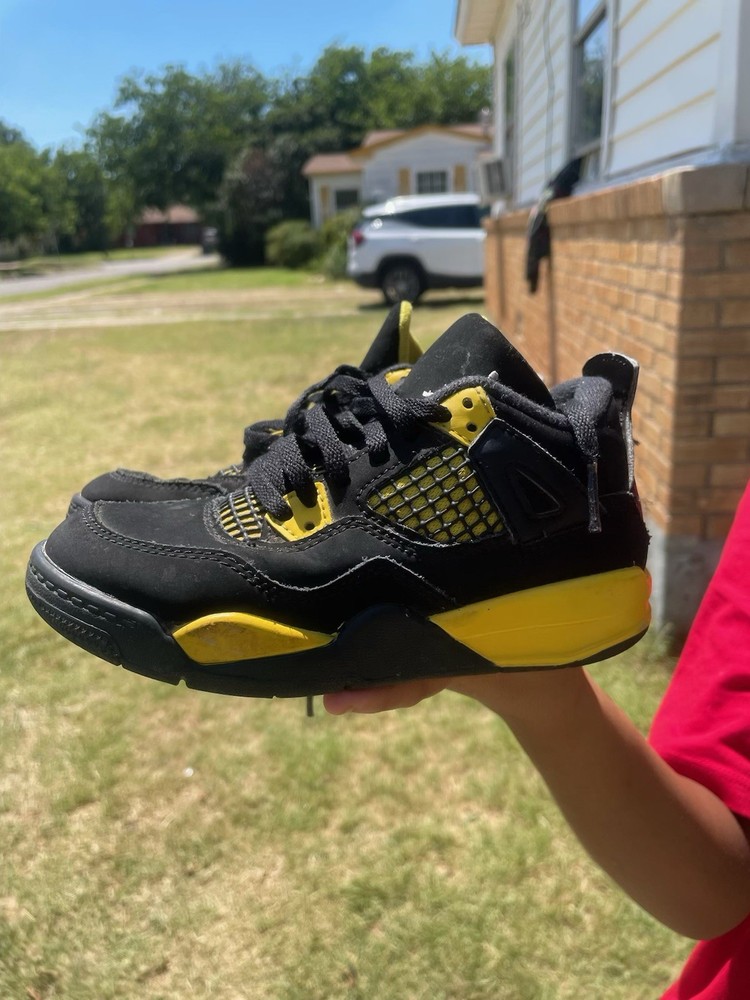 Jordan Air Jordan 4 Black/Yellow Low Top Lace-Up Sneaker Kids US 11.5