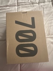 Adidas Yeezy Boost 700 V2 Static Unisex Kids HQ6966 Grey/Cream Size 2.5