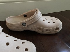 Crocs Classic Clogs Light Pink Color Kids Size J4 Pre-owned