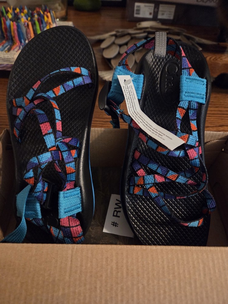 NWT & box. Chaco ZX/1 Ecotread Sz 4M Break Teal Colorful Strappy Beach Sandals.