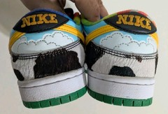 Sz 5 Nike SB Dunk Low Chunky Dunky Ben & Jerry’s CU3244-100 Unisex Sneakers EUC