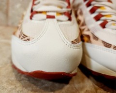 Nike | Air Max 95 Giraffe CU4640-200 Trainers Sneakers Youth 4.5 Women’s 6 NEW!