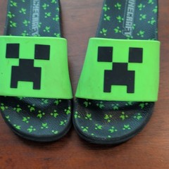 Minecraft Creeper Slide Sandals Green/Black Unisex Kids US Size 1-2