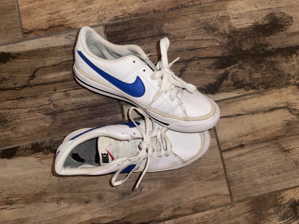 Size 6.5 (GS) – Nike Court Legacy Low White Game Royal