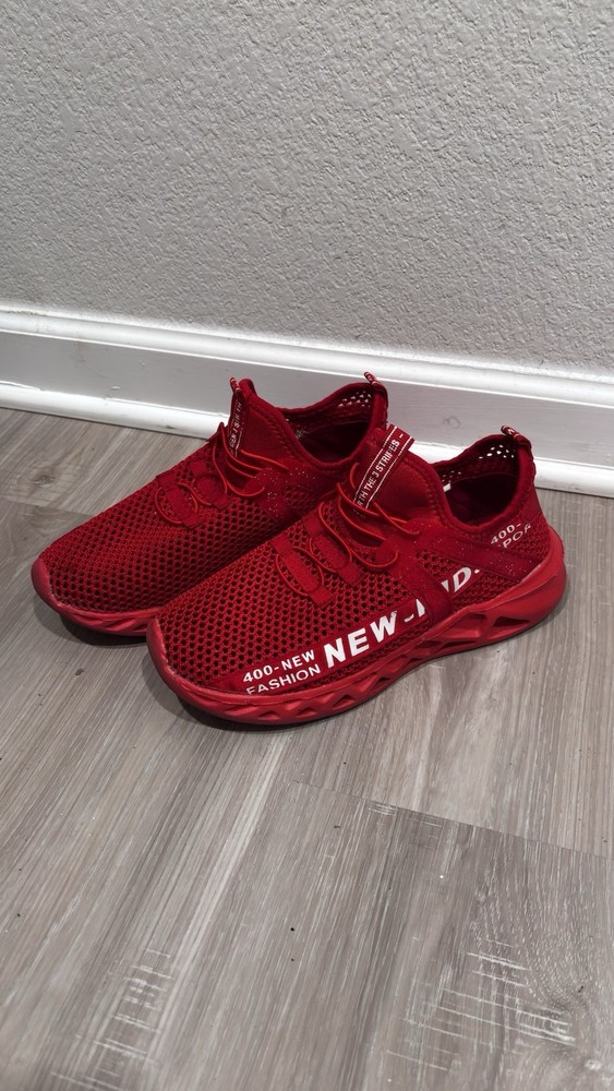 Kids Lightweight Breathable Mesh Running Sneakers