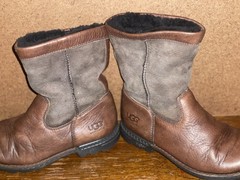 UGG Beacon Size EU 32 / US 2 Brown Leather Two Tone Shearling Lined Boots 5925