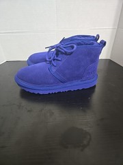 UGG KIDS NEUMEL II BOOT 1017320K VIOLET NIGHT SIZE 6 (100% AUTHENTIC) BRAND NÉW