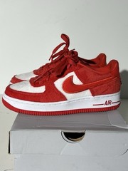 Big Kid’s Nike Air Force 1 Fire Red/Lt Crimson-White size 5.5 Youth Preowned