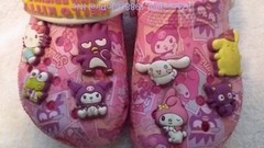 Hello Kitty and Friends Crocs Kid Pink Early Edition w iconic characters