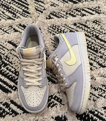 Nike Dunk Low SE Easter (2023) sneakers in a purple and yellow color Size 6.5Y