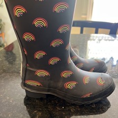Hunter Boots Girls 3 First Classic Mini Rainbow Print Wellies Black Mid-Calf