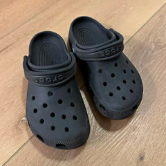 Crocs Classic Black Clog Slip-On Comfort Rubber Shoes Unisex Kids US 4