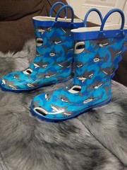 Kids/infant Rain boots Toddler Boots Waterproof Easy-on Handles Rubber Confort