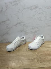 Vans Little Kids Old Skool Shoe White Canvas Sneakers VN0A4BUUQLZ Sz 13 New