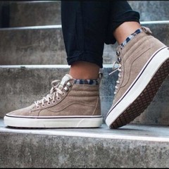 Vans Sk8-Hi MTE & Old Skool Platforms (2 pair total). New. Big Kids Size: 3.5.