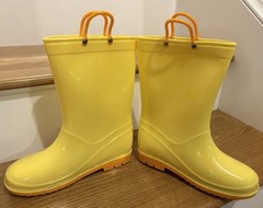 Yellow Rubber Rain Boots with Pull On Handles~Youth Kid’s~Size US 2~EUR 34