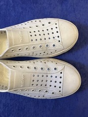 Native Jefferson White Water Friendly Slip On Sneaker J4 Big Kid Size 4