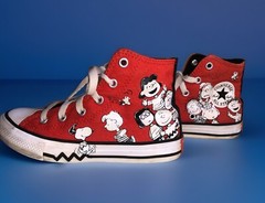 Converse Peanuts Chuck Taylor All Star Hi Tops Charlie Brown Youth Size 1