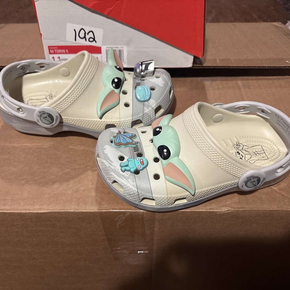 Crocs Star Wars Grogu Classic Original Version Clog Sz J2 Kids Baby Yoda Sandals