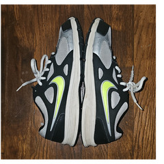 Nike 525435-002 Black Gray Yellow Athletic Sneakers Unisex Kids 6Y Mesh