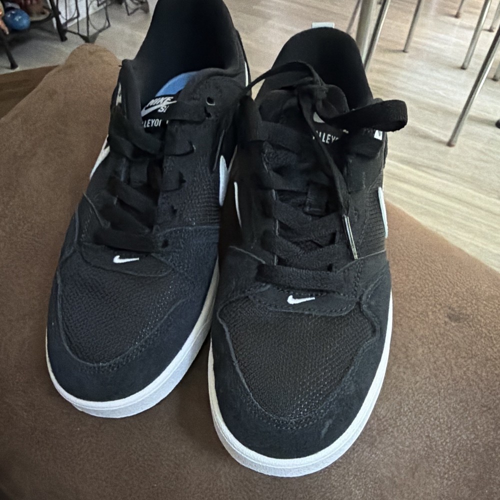 Nike SB Alleyoop (GS) Black/White Low Top Sneakers Kids US 5.5Y CJ0883-001