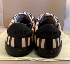 BURBERRY UNISEX MARKHAM CHECK LOW TOP SNEAKERS, BEIGE, BLACK – 3 US / 34 EU, NIB