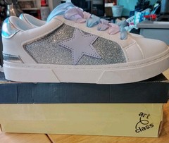 Art Class Kaitlyn White Silver Glitter Star Sneakers Kids US 2